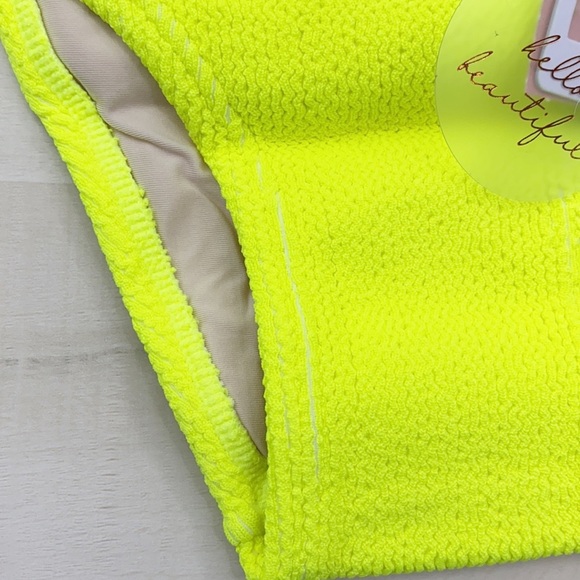 PILYQ PINEAPPLE TUBE BANDEAU NWT Bikini SET 
MED - Picture 8 of 14